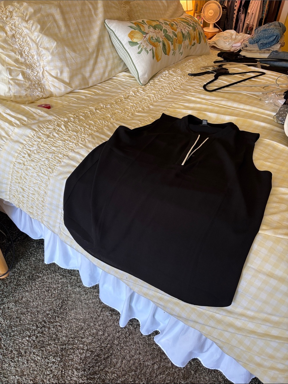 Adrienne Vittadini Black Sleeveless Zip-Accent Blouse